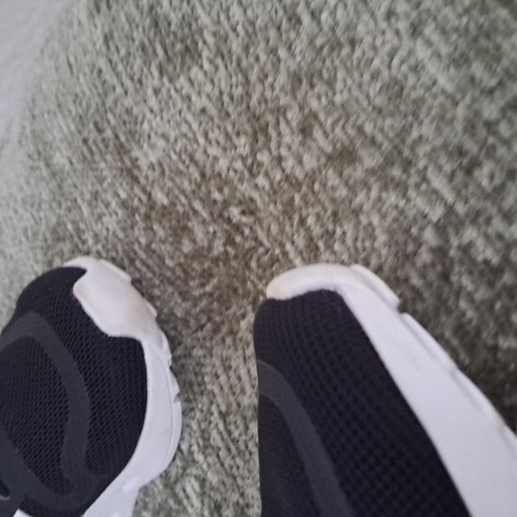 Adidas original boys sneakers size 7k - Picture 4 of 5